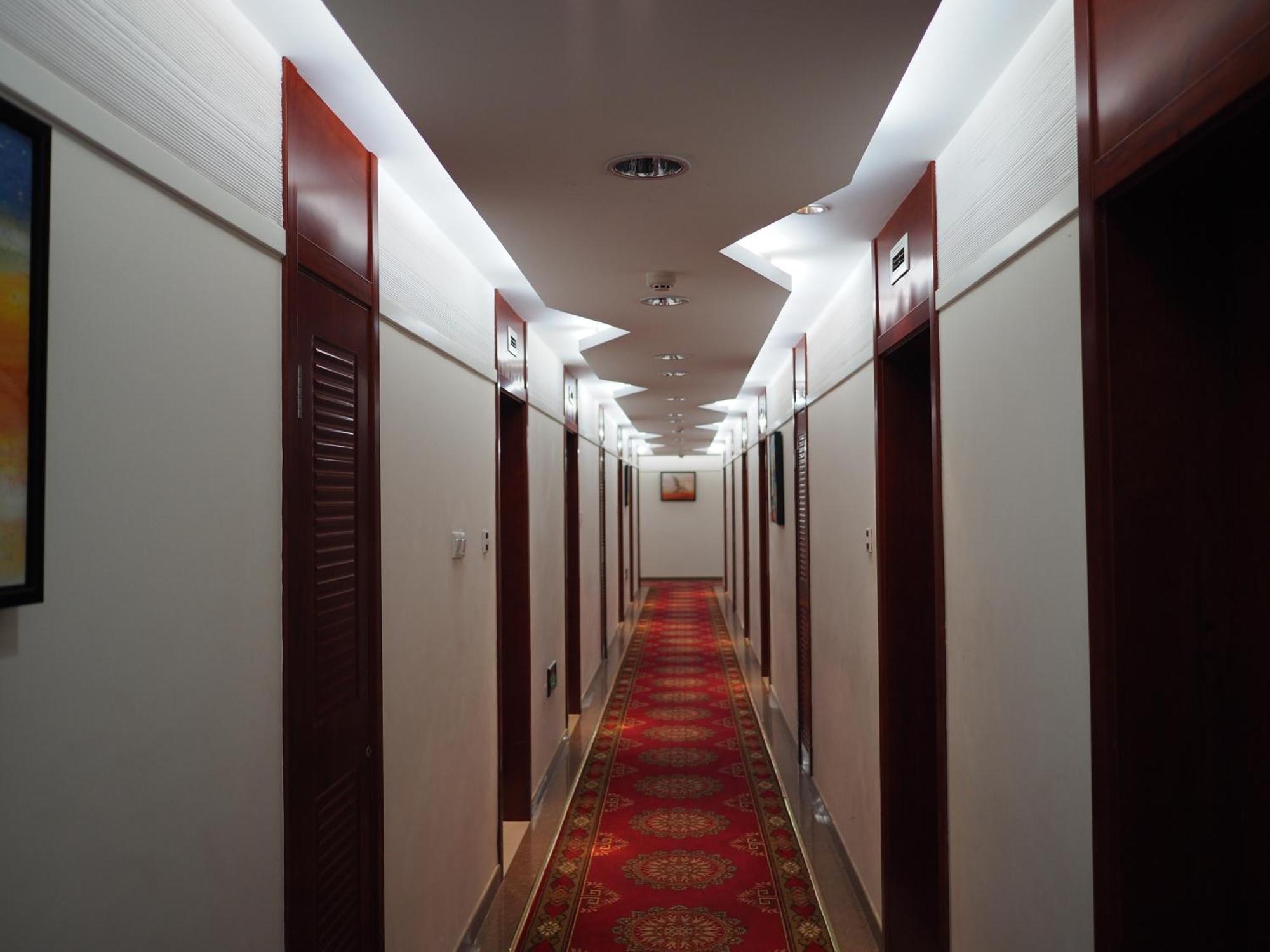 Soluxe Club International Hotel Ναϊρόμπι Εξωτερικό φωτογραφία